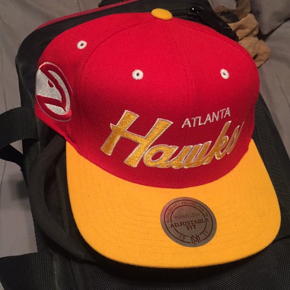 Snap back - Picture 1 of 1